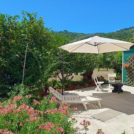 Sunny House Villa Carasco Kültér fotó